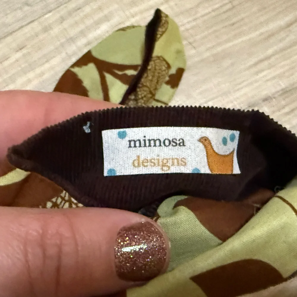 Mimosa Designs Handmade Baby Booties – Brown/Green Leaf Print